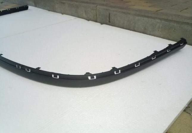 Накладка на бампер задняя нижняя Skoda Superb 3U5807423AB41