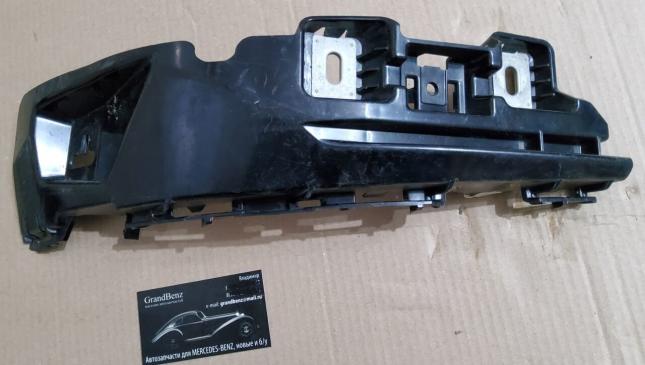 Кронштейн задний бампера Mercedes C-Class W205 пра A2058852265