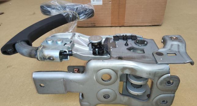 Рычаг ручного тормоза Buick Encore 42504686 42504686