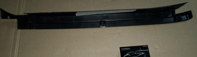 Накладка крыла внутренняя Toyota 53825-06090 53825-06090