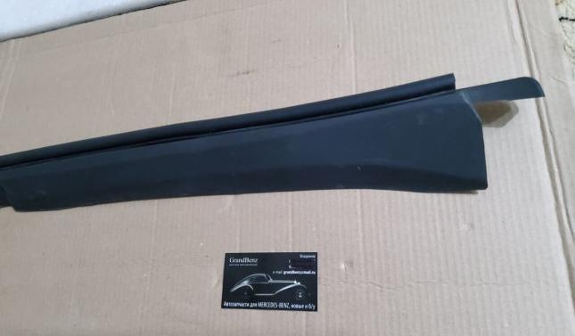 Накладка крыла внутренняя Toyota 53825-06090 53825-06090