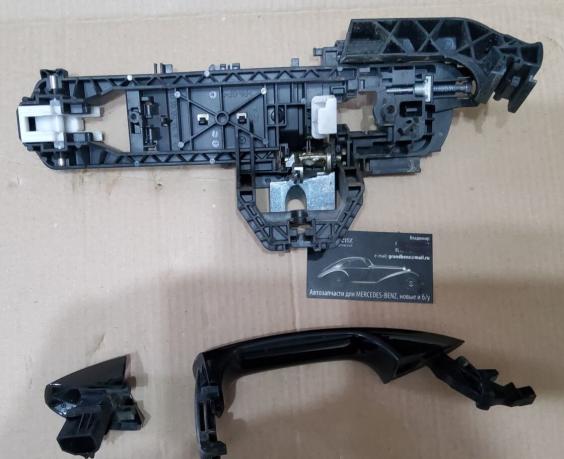 Кронштейн ручки передней правой Mercedes CLA 117 A2047601634