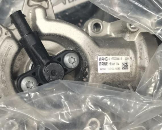 Термостат Mercedes M177 AMG A1772000815 A1772000815