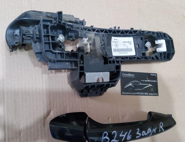 Кронштейн ручки передней правой Mercedes CLA 117 A2047601634