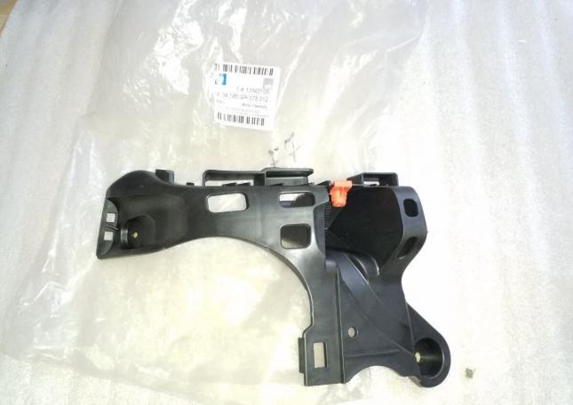 Крeпление бампера Opel Astra 13 143 106 LH 13143106