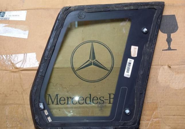 Форточка задняя левая мерседес GLK 204 1111111