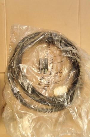 Уплотнитель бокового стекла Volkswagen Lt 2D1 845 321 J