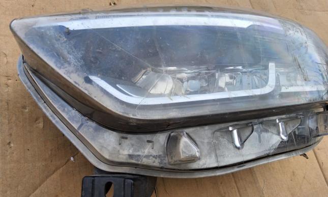Фара Renault captur правая 260605214R 260605214R