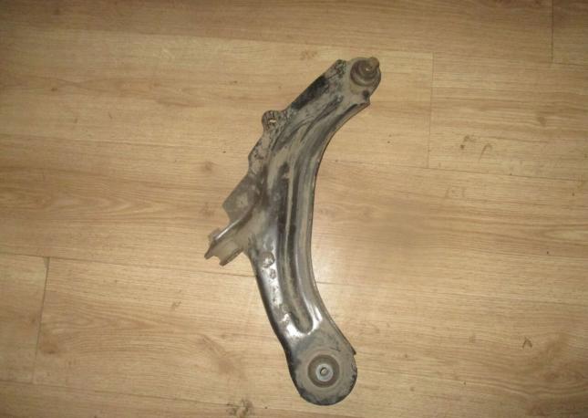 Рычаг подвески Renault Captur 82 00 298 455 82 00 298 455