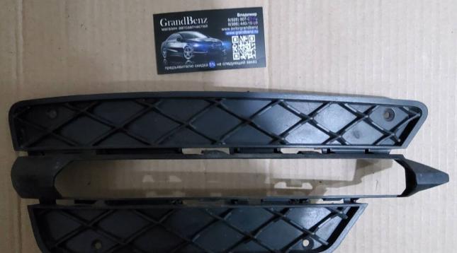 Накладка птф Mercedes W204 C A2048851453