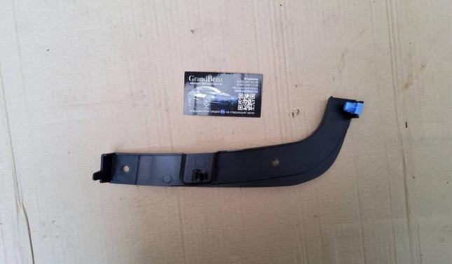 Кронштейн бампера Chevrolet Cruze 95963894