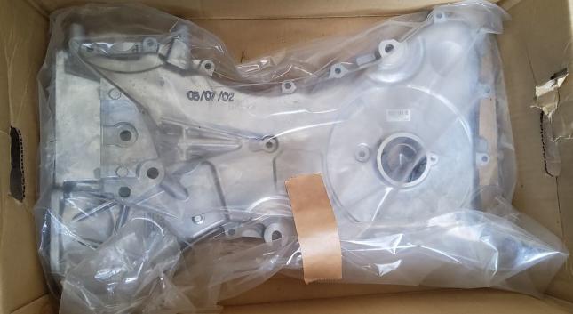Крышка лобовая грм Mazda MPV L3 L3G610500