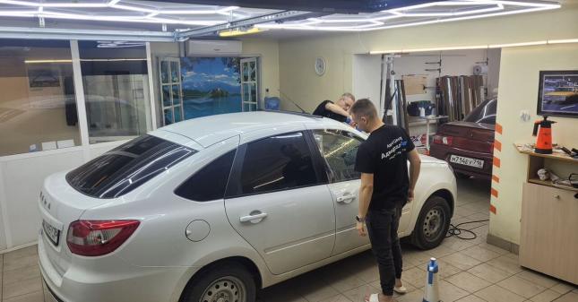 Лобовое стекло Установка и Продажа 4148a