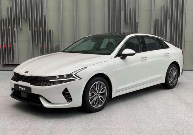 Стекло лобовое Kia K5 2020 4463A