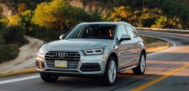 Лобовое стекло Audi Q5 1234