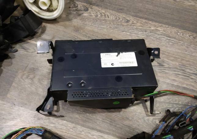 CD чейнжер с проводкой Bmw e90 e87 e84 x1 