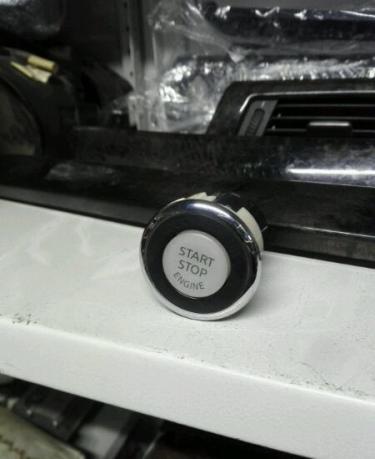 Кнопка Start stop Nissan teana j32 251501AA0B