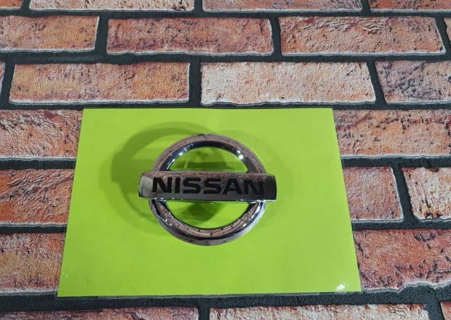 Значек решётки радиатора Nissan Almera 