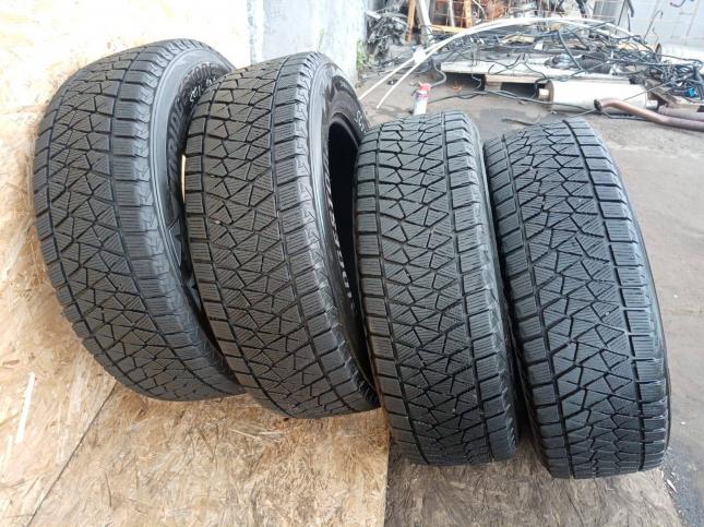 Шина б/у 225/65 R17 Bridgestone Blizzak DM-V2 102Q