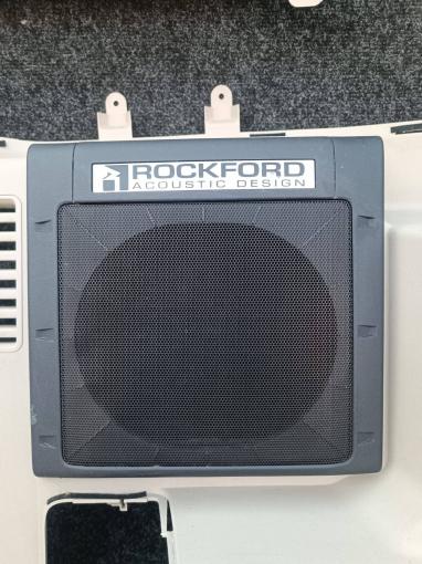 Аудиосистема Rockford Mitsubishi Pajero 4 купить
