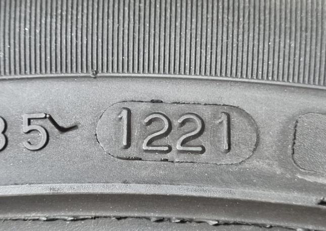 Nokian Tyres Nordman SZ2 235/40 R18 95W