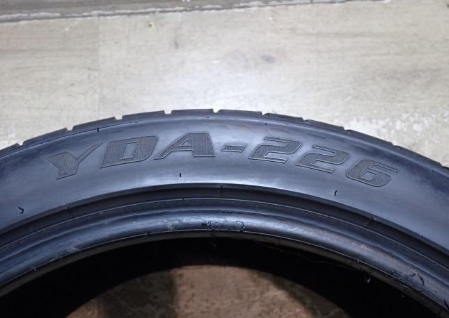 Yeada YDA226 275/40 R20 106W