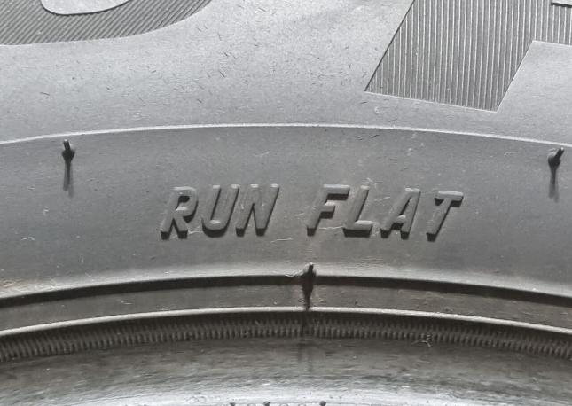 Pirelli Ice Zero FR 225/55 R17 97H