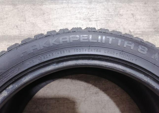 Nokian Tyres Hakkapeliitta 8 245/45 R19 102T
