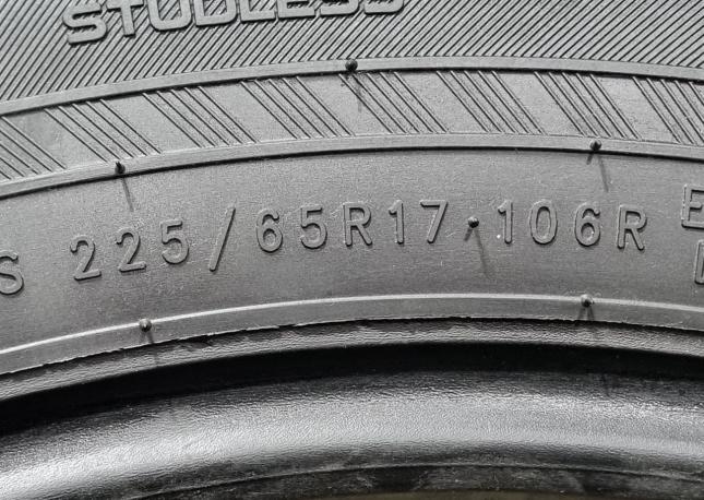 Nokian Tyres Hakkapeliitta R3 SUV 225/65 R17 106R