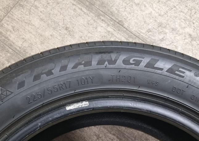Triangle Sportex TSH11 225/55 R17 101Y
