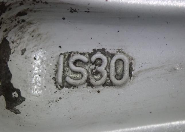 Три оригинальных диска R18 BMW 7 серии G11 сварка