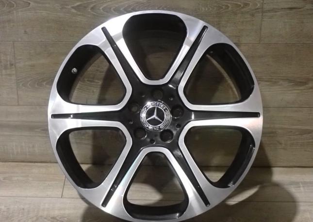 Комплект оригинальных R19 дисков Mercedes W213