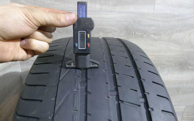 Pirelli P Zero 255/45 R19 100Y