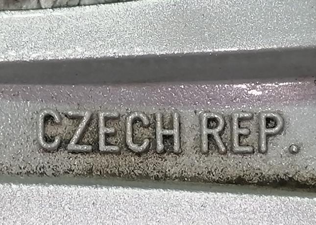 Три оригинальных диска R18 BMW 5/7 серии G30