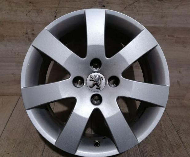 Два оригинальных диска R16 Peugeot 308