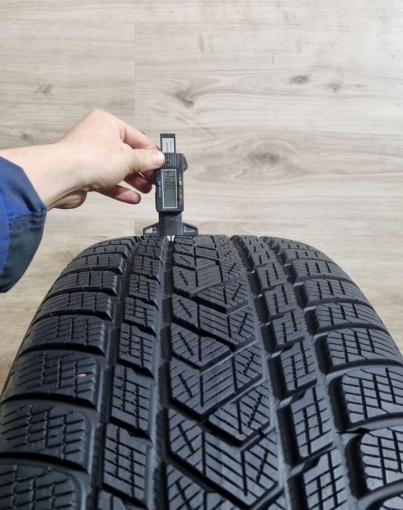 Pirelli Scorpion Winter 285/40 R22 и 325/35 R22 114V
