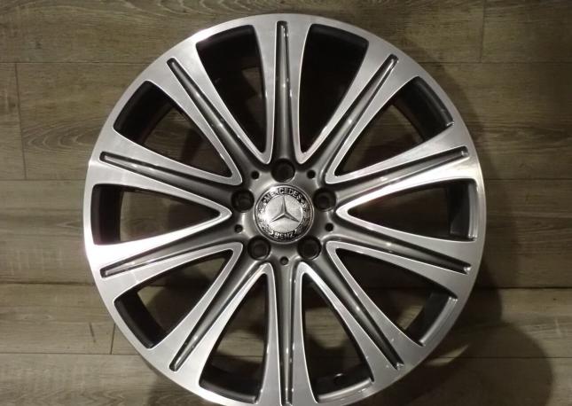 Комплект оригинальных R19 дисков Mercedes W213
