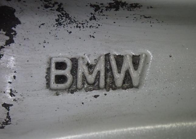 Три оригинальных диска R18 BMW 7 серии G11 сварка
