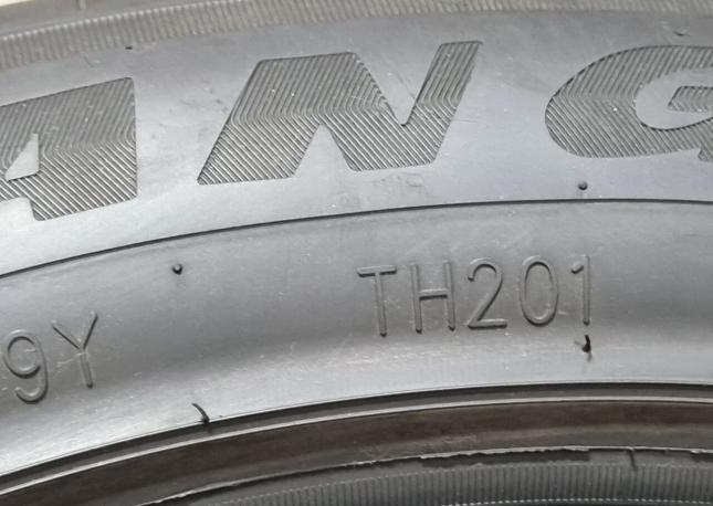 Triangle TH201 Sportex 255/50 R20 109Y