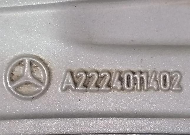 Один оригинальный R19 диск Mercedes W222 задний св