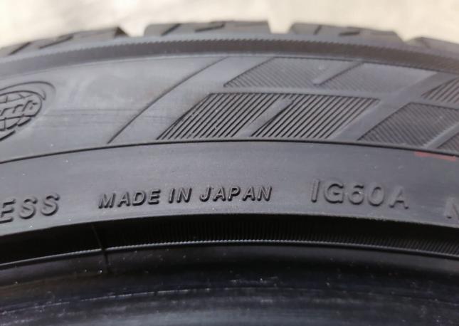 Yokohama Ice Guard IG60 255/40 R19 100Q