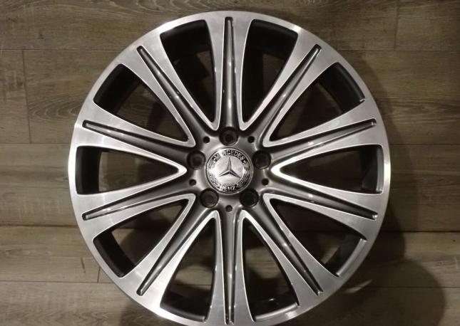 Комплект оригинальных R19 дисков Mercedes W213