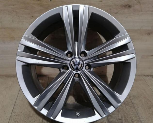 Оригинальные диски R19 на VW Touareg III