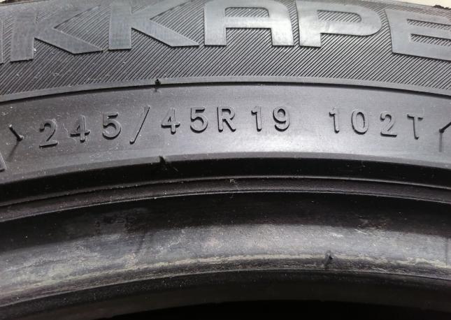 Nokian Tyres Hakkapeliitta 8 245/45 R19 102T