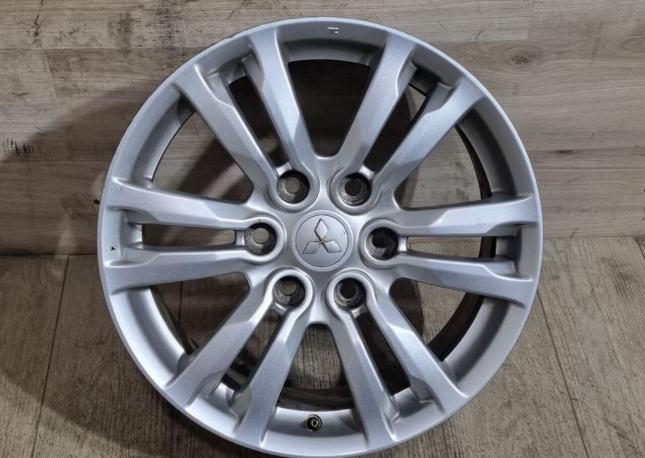 Оригинальные диски R18 Mitsubishi Pajero 4