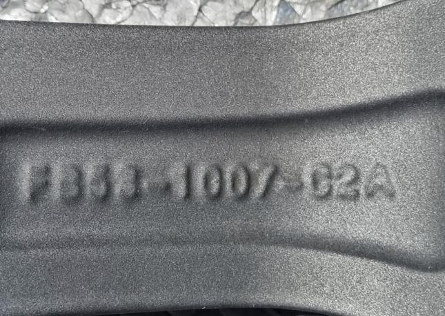 Оригинальные диски R20 на Ford Explorer