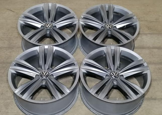 Оригинальные диски R19 на VW Touareg III