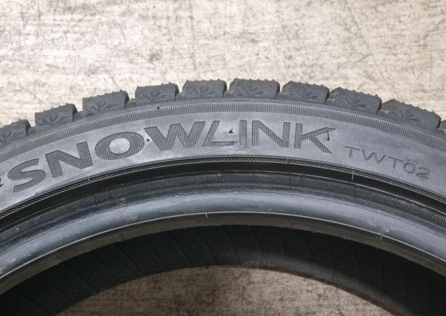 Triangle Snowlink TWT02 225/40 R18 92V