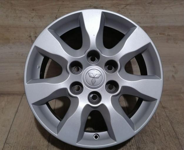 Оригинальные диски R17 Mitsubishi Pajero 4