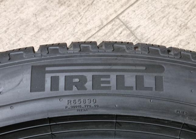 Pirelli Scorpion Winter 285/40 R22 и 325/35 R22 114V